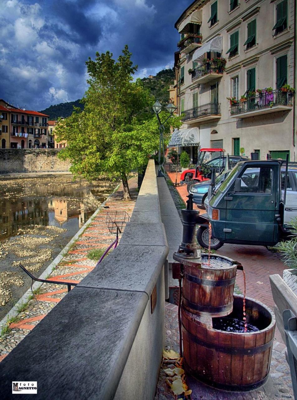 Villa Stardust - Bedbluesky Dolceacqua Esterno foto